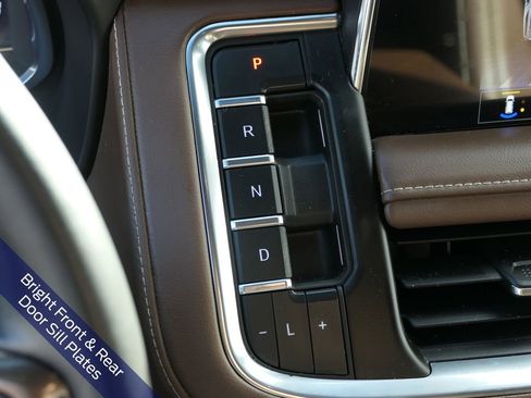 Used 2022 Chevrolet Tahoe High Country image 24