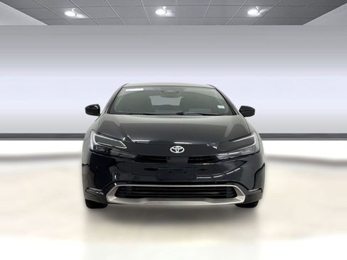 Used 2024 Toyota Prius Limited w/ Limited Premium Package image 6