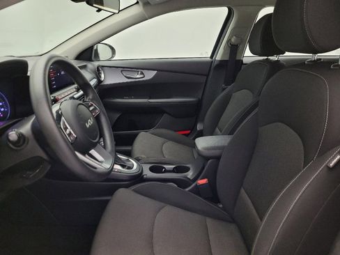 Used 2022 Kia Forte LXS w/ LXS Technology Package image 17