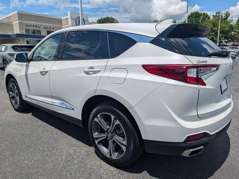Certified 2025 Acura RDX SH-AWD w/ Technology Package image 8