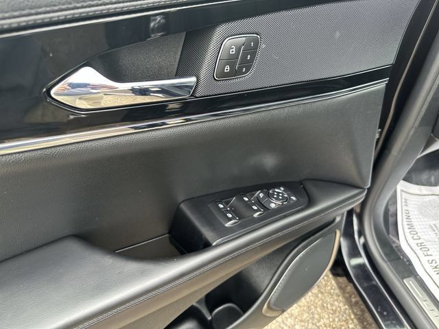 Used 2023 Lincoln Nautilus AWD w/ Premium Package image 17