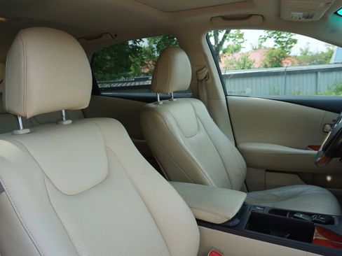 Used 2010 Lexus RX 350 2WD image 18