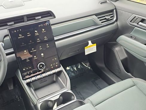 New 2026 GMC Terrain AT4 image 27