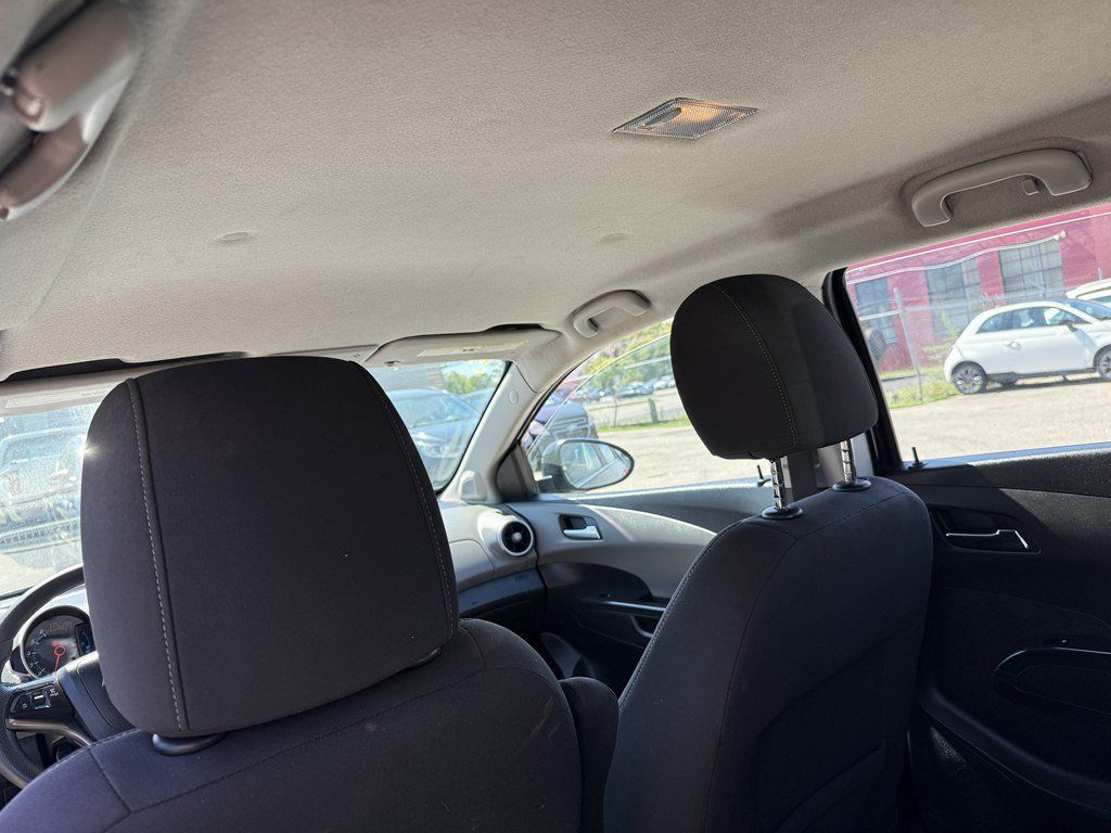 Used 2015 Chevrolet Sonic LT FWD image 15