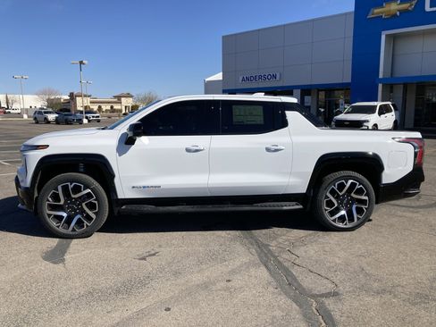 New 2025 Chevrolet Silverado EV RST image 11