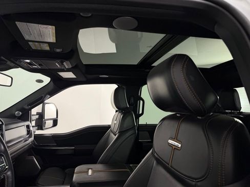 Used 2024 Ford F350 Platinum image 27