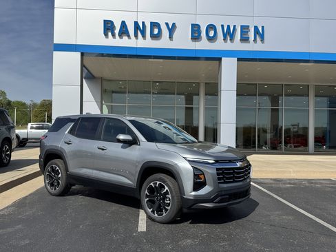 New 2026 Chevrolet Equinox LT image 1