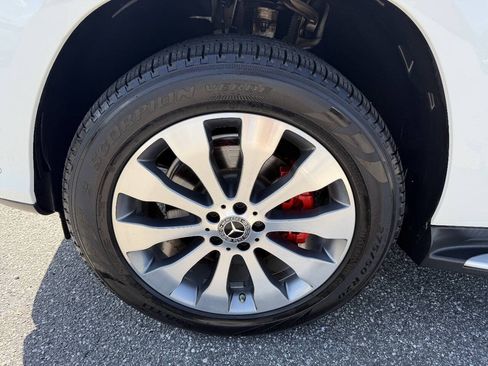 Used 2019 Mercedes-Benz GLS 450 4MATIC image 24