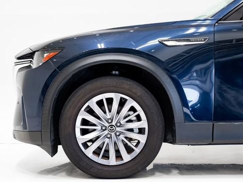 Used 2025 MAZDA CX-90 3.3 Turbo w/ Preferred Package AWD/4WD image 32