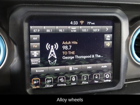 Used 2023 Jeep Wrangler Unlimited Rubicon 4xe w/ Cold Weather Group AWD/4WD image 28