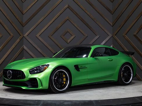 Used 2018 Mercedes-Benz AMG GT R image 22