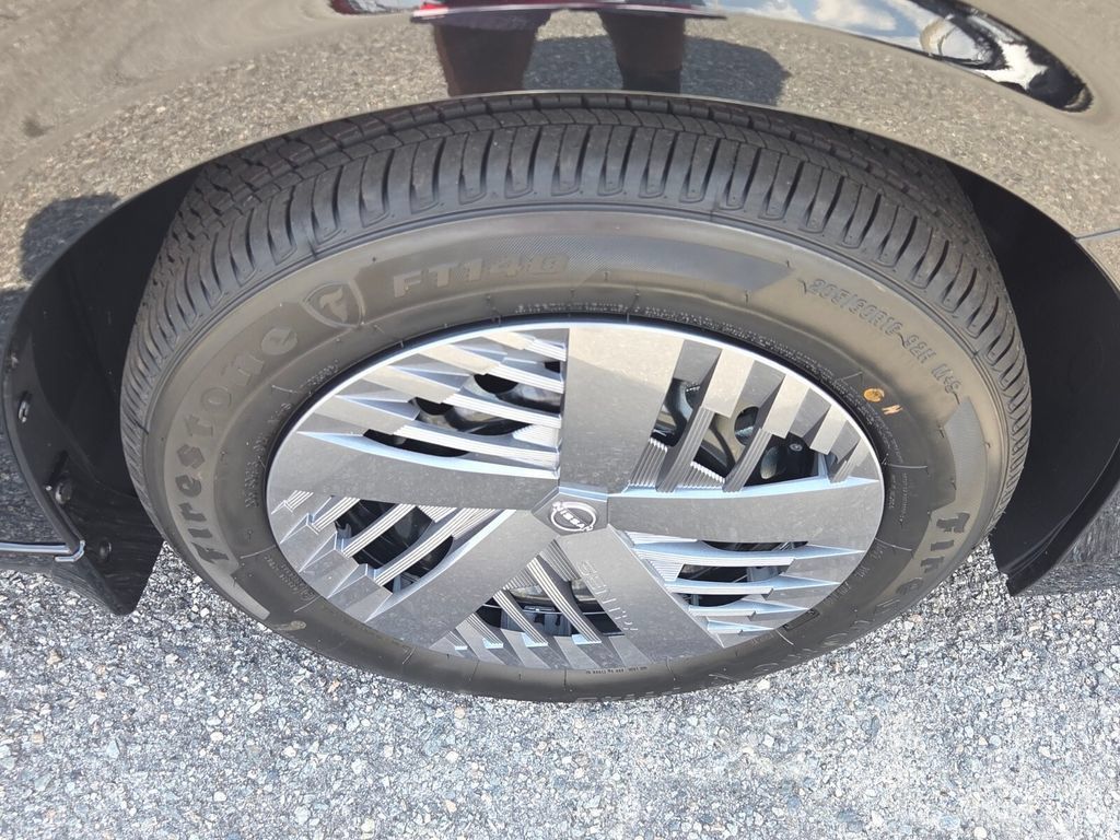 New 2027 Nissan Sentra S w/ Floor Mat Package FWD image 16