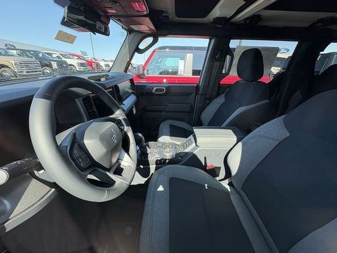 New 2026 Ford Bronco Big Bend image 3