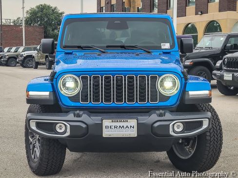 New 2026 Jeep Wrangler Unlimited Sahara AWD/4WD image 5