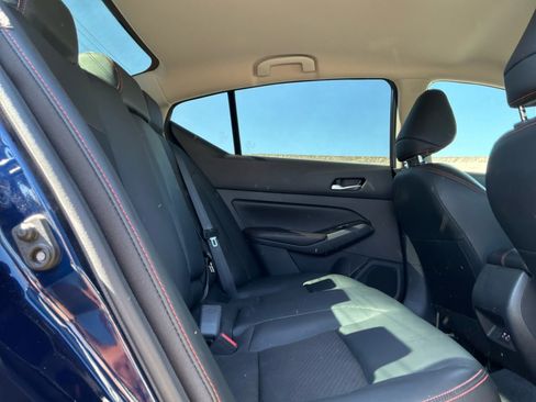 Used 2023 Nissan Altima 2.5 SR AWD/4WD image 17