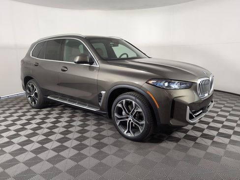 New 2026 BMW X5 sDrive40i image 6
