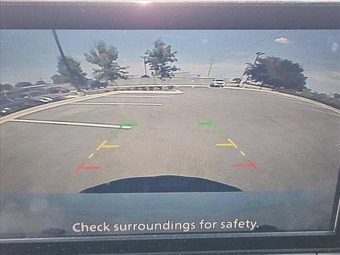 Used 2024 Nissan Rogue S AWD/4WD image 14