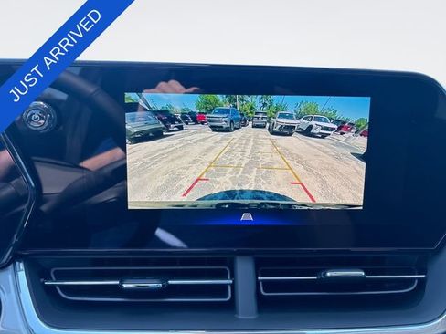 New 2026 Chevrolet Trax LT w/ Driver Confidence Package FWD image 17