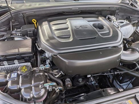 Used 2021 Jeep Grand Cherokee Laredo image 28