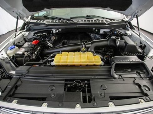 Used 2019 Ford F150 Lariat w/ Equipment Group 502A Luxury image 13