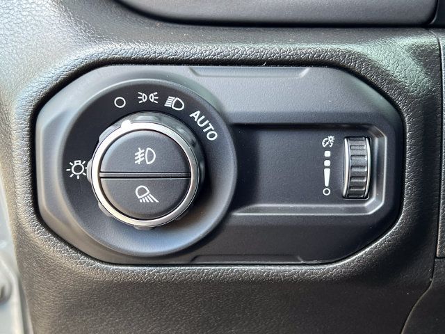 Used 2023 Jeep Gladiator Sport AWD/4WD image 21