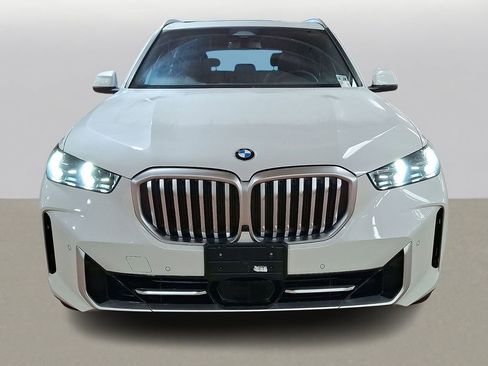 Used 2024 BMW X5 xDrive40i AWD/4WD image 2