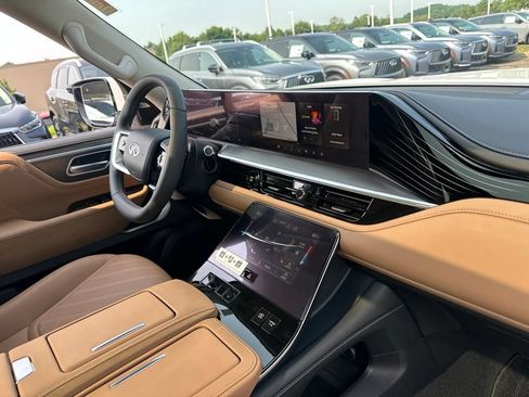 New 2027 INFINITI QX80 Luxe AWD/4WD image 15