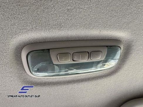 Used 2017 Ford Transit 350 XLT image 36