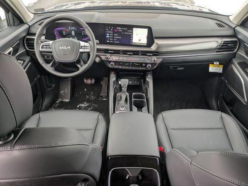 New 2025 Kia Telluride S image 11