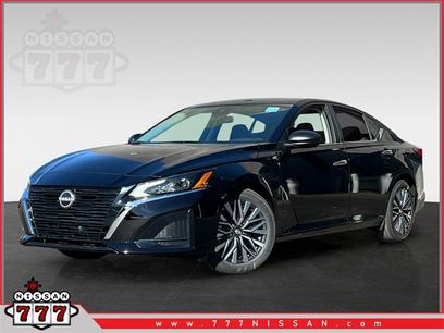 New 2025 Nissan Altima 2.5 SV