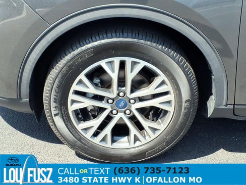 Used 2020 Ford Escape SEL AWD/4WD image 30