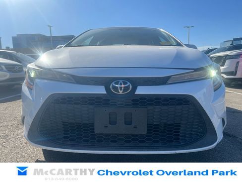 Used 2020 Toyota Corolla LE image 8