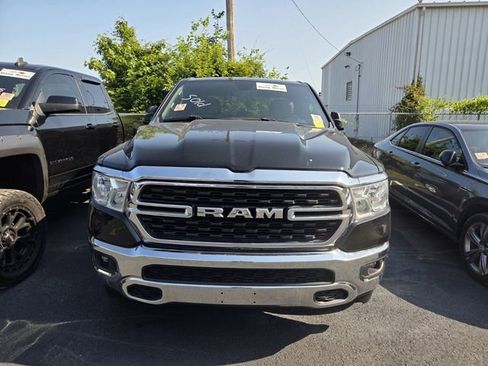 Used 2022 RAM 1500 Big Horn AWD/4WD image 2