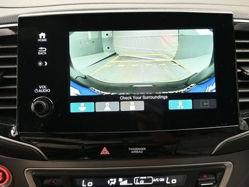 Certified 2024 Honda Passport EX-L image 13