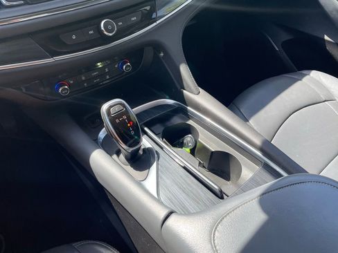 Used 2018 Buick Enclave Essence w/ LPO, Hit The Road Package image 19