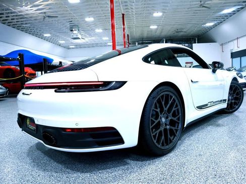 Used 2023 Porsche 911 Carrera T image 12