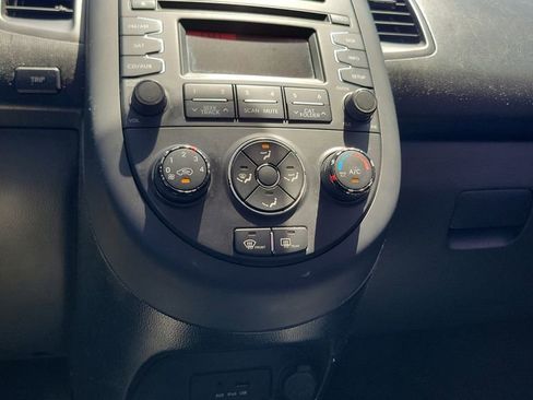 Used 2012 Kia Soul FWD image 15