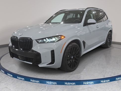 Certified 2024 BMW X5 xDrive40i w/ M Sport Package AWD/4WD image 1