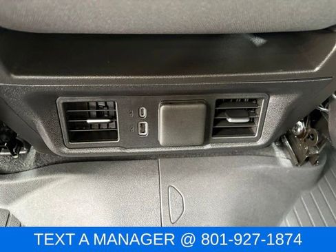Used 2025 Chevrolet Silverado 1500 LT w/ Z71 Off-Road Package AWD/4WD image 10