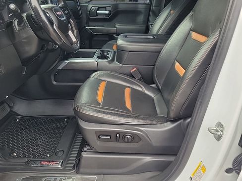 Used 2021 GMC Sierra 1500 AT4 w/ Driver Alert Package II AWD/4WD image 12
