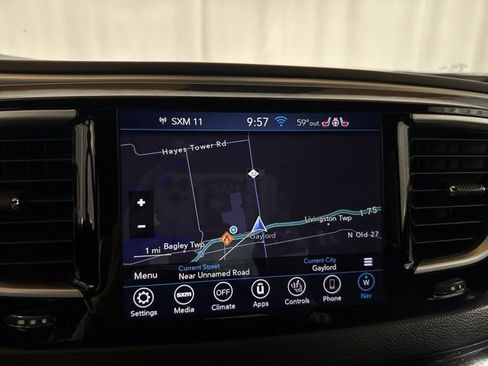 Used 2019 Chrysler Pacifica Touring-L Plus w/ Advanced Safetytec Group FWD image 23