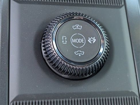 New 2026 GMC Hummer EV 4x4 Crew Cab image 17