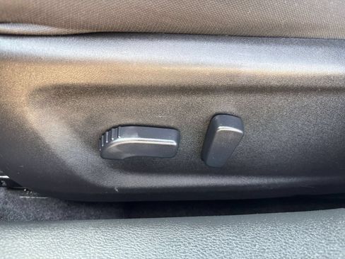 Used 2025 Nissan Altima 2.5 SV FWD image 22