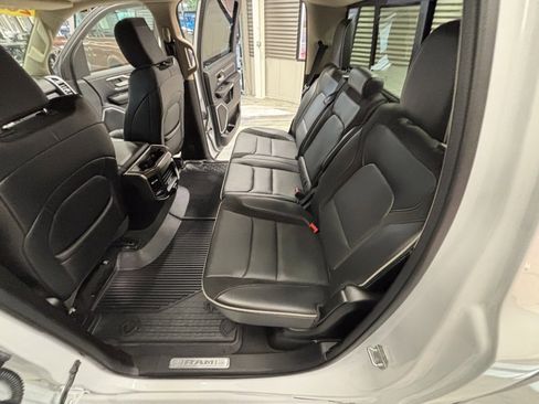 Used 2021 RAM 1500 Laramie image 46