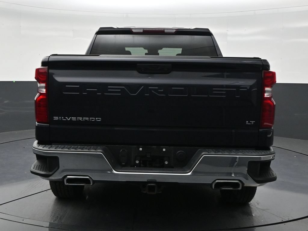 Used 2023 Chevrolet Silverado 1500 LT w/ Z71 Off-Road Package AWD/4WD image 4
