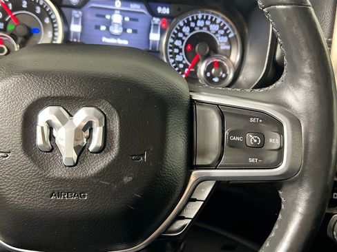 Used 2019 RAM 1500 Laramie image 19
