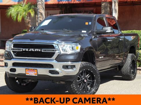 Used 2019 RAM 1500 Big Horn AWD/4WD image 4
