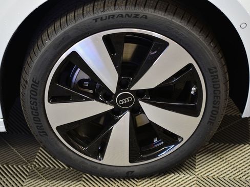 New 2025 Audi A5 2.0T Prestige image 9