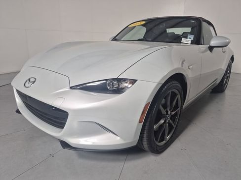 Used 2018 MAZDA MX-5 Miata Grand Touring RWD image 1