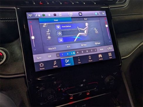 Used 2025 Jeep Grand Cherokee L Limited w/ Black Appearance Package image 20